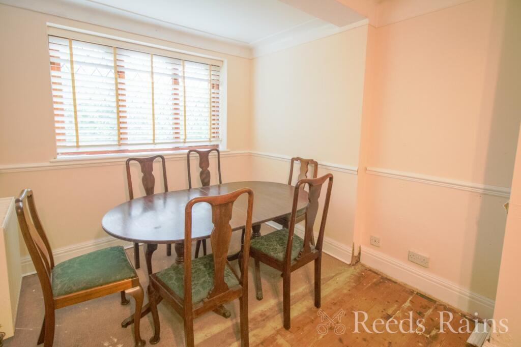 Additional property image - Welsh Road, Ledsham, Ellesmere Port, Cheshire, CH66