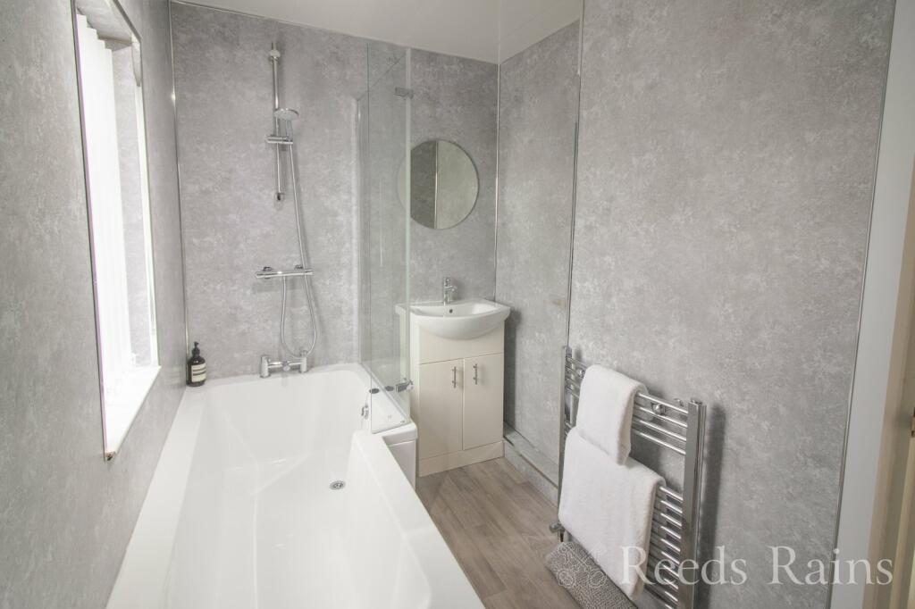 Additional property image - Romiley Road, Ellesmere Port, Cheshire, CH66