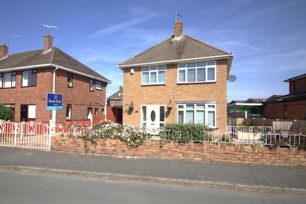 Main image of property: Fern Road, Whitby, Ellesmere Port, Cheshire, CH65