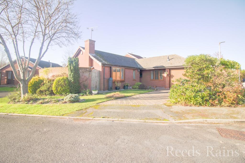 Main image of property: St. Marks Crescent, Great Sutton, Ellesmere Port, Cheshire, CH66