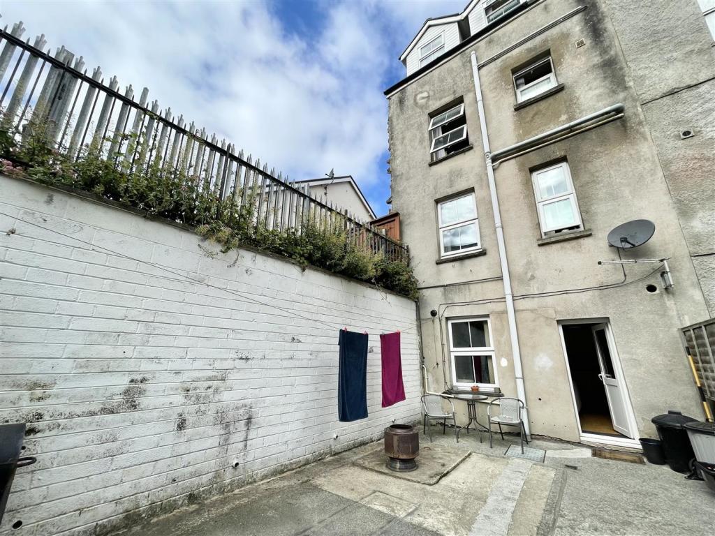 4 bedroom terraced house for sale in Mill Street, Aberystwyth, SY23