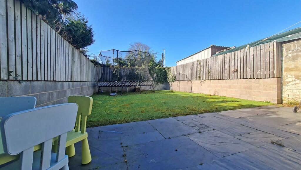 3 bedroom semidetached house for sale in Church Street, Llanbadarn