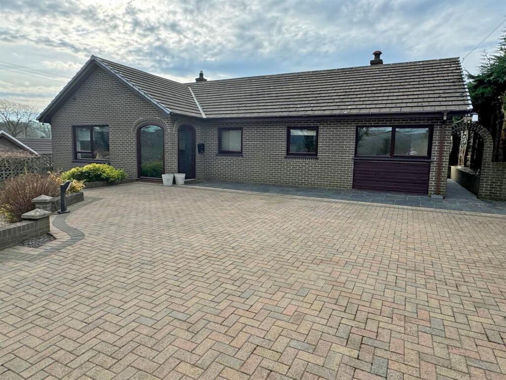 Main image of property: Lon Rhydygwin, Llanfarian, Aberystwyth