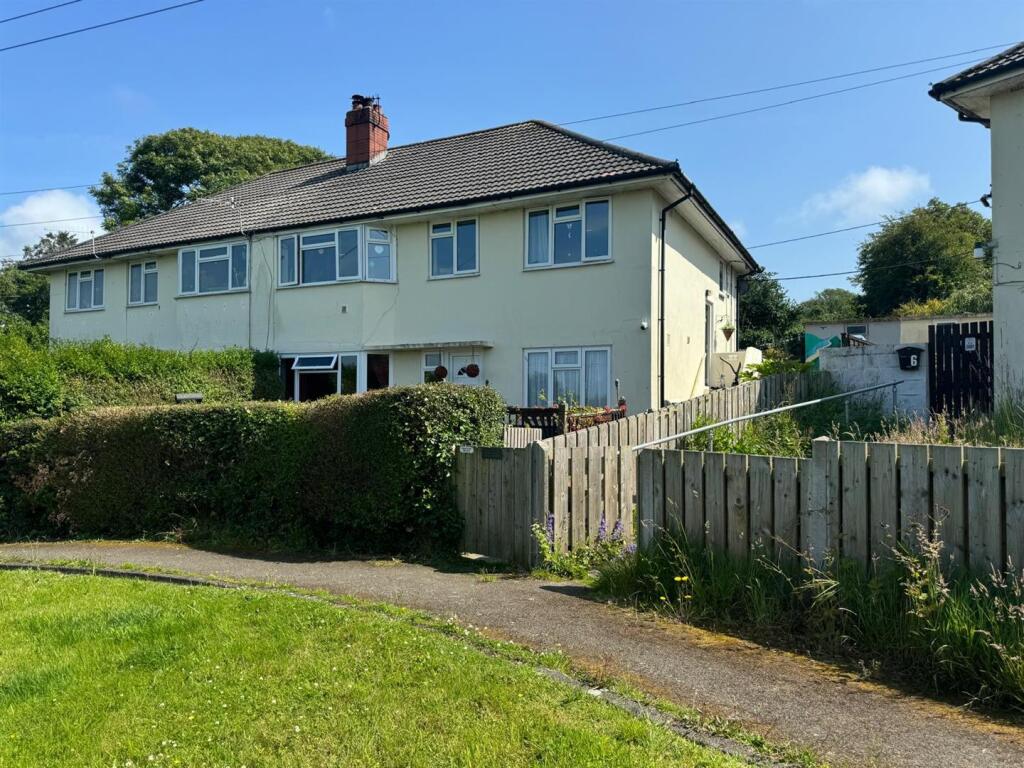 Main image of property: Heol Rhydygarreg, Borth