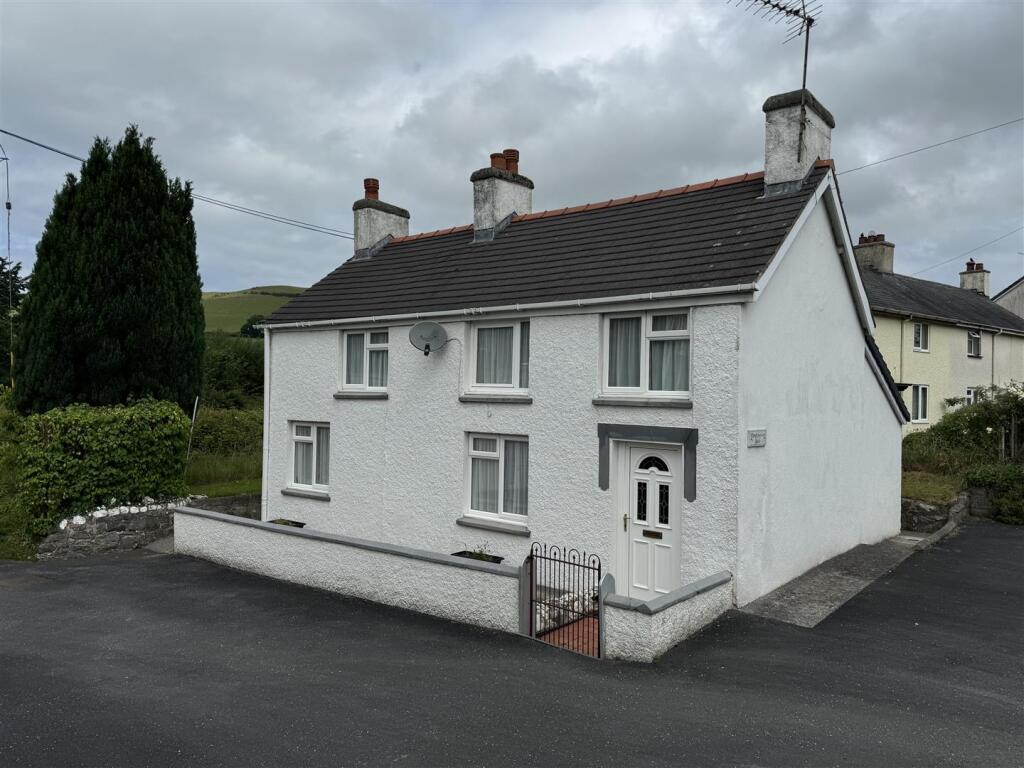 Main image of property: Penygarn, Bow Street