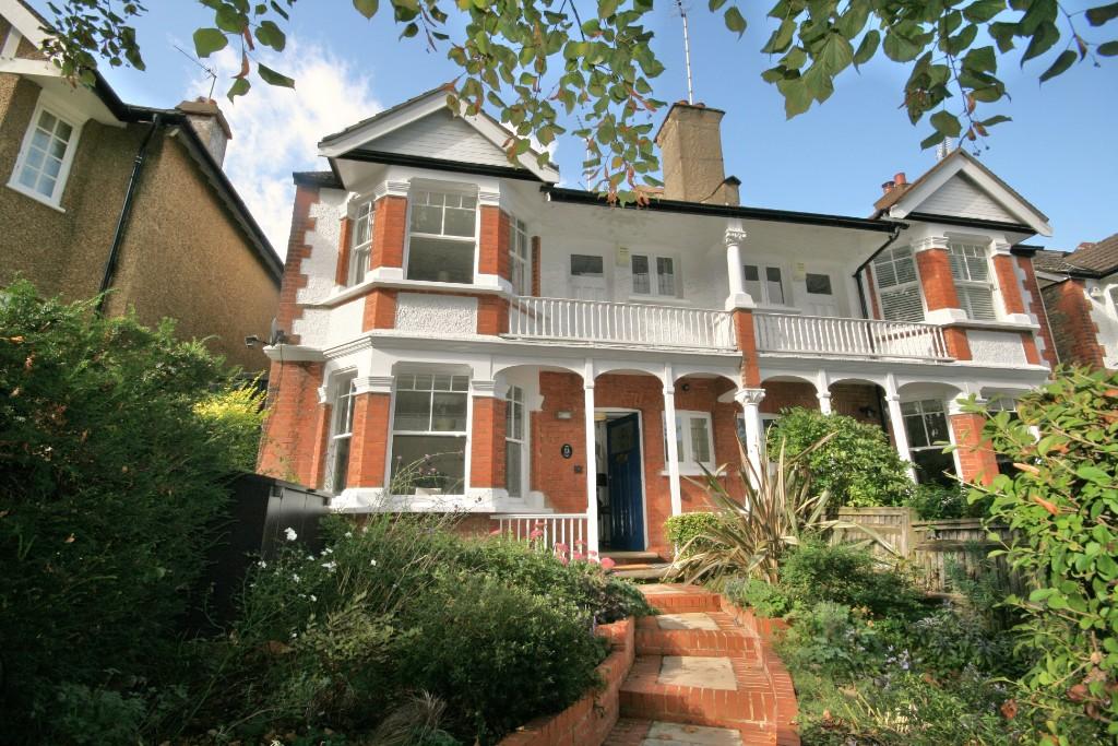 4 bedroom semidetached house for sale in Princes Gardens, London, W5