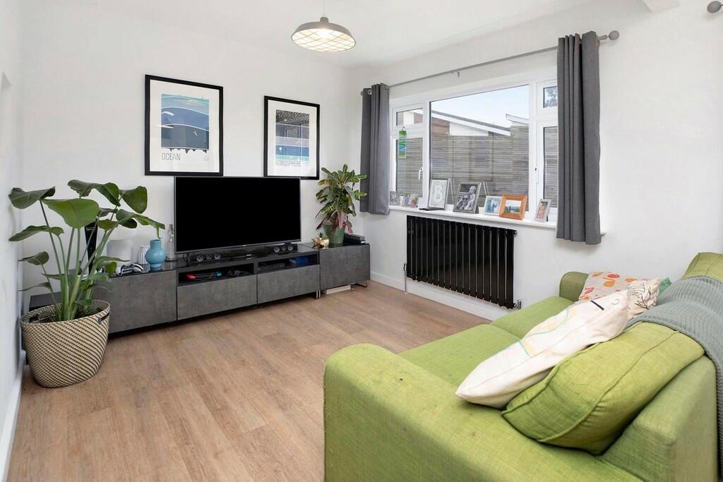 4 bedroom detached house for sale in Higher Road, Teignmouth, TQ14