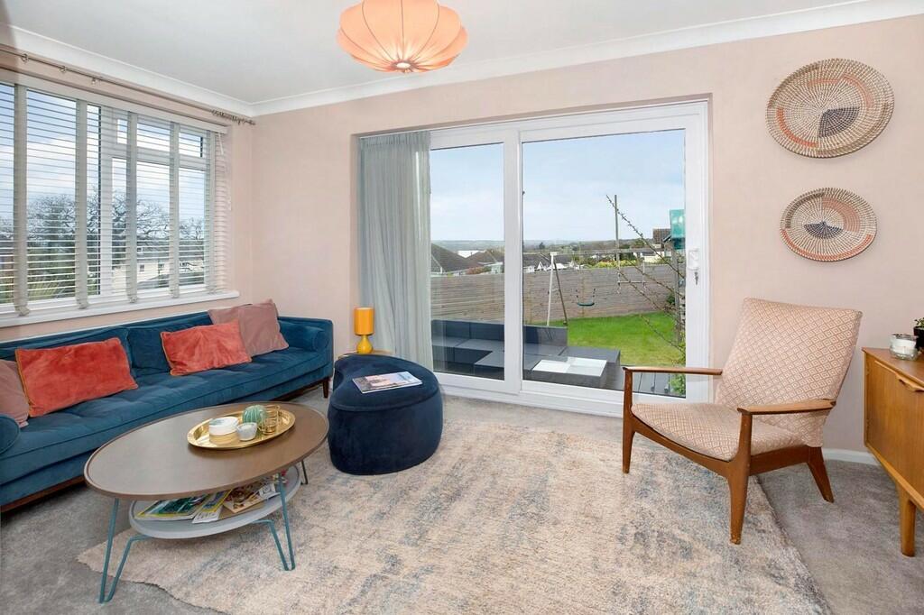 4 bedroom detached house for sale in Higher Road, Teignmouth, TQ14