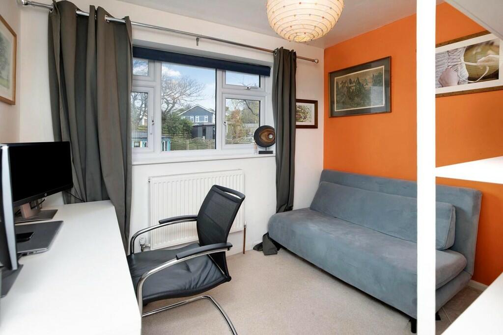 4 bedroom detached house for sale in Higher Road, Teignmouth, TQ14