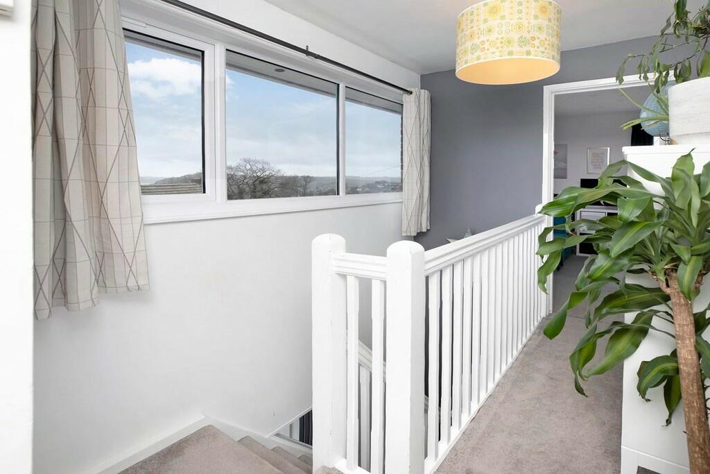 4 bedroom detached house for sale in Higher Road, Teignmouth, TQ14