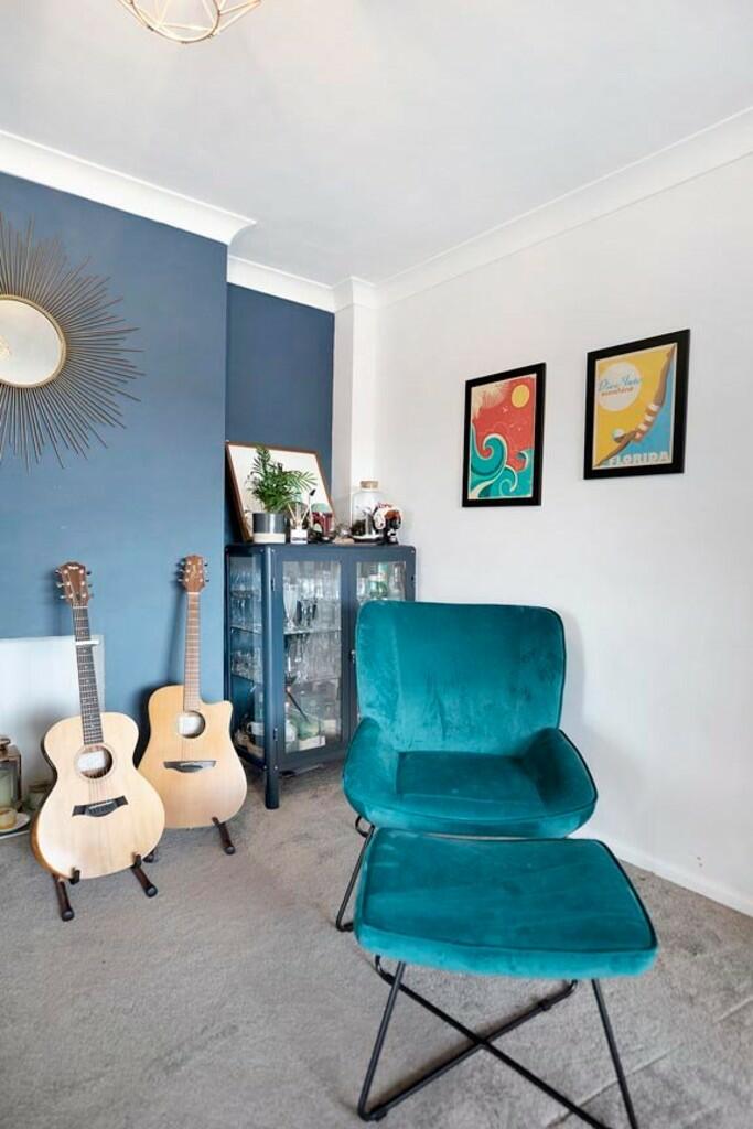 4 bedroom detached house for sale in Higher Road, Teignmouth, TQ14