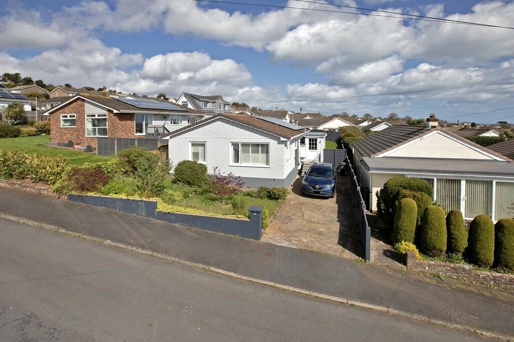 3 bedroom detached bungalow for sale in Maudlin Drive, Teignmouth, TQ14