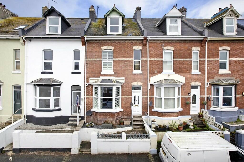 4 bedroom terraced house for sale in Bitton Avenue, Teignmouth, TQ14