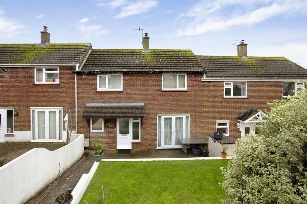 2 bedroom terraced house for sale in Kingsway, Teignmouth, TQ14