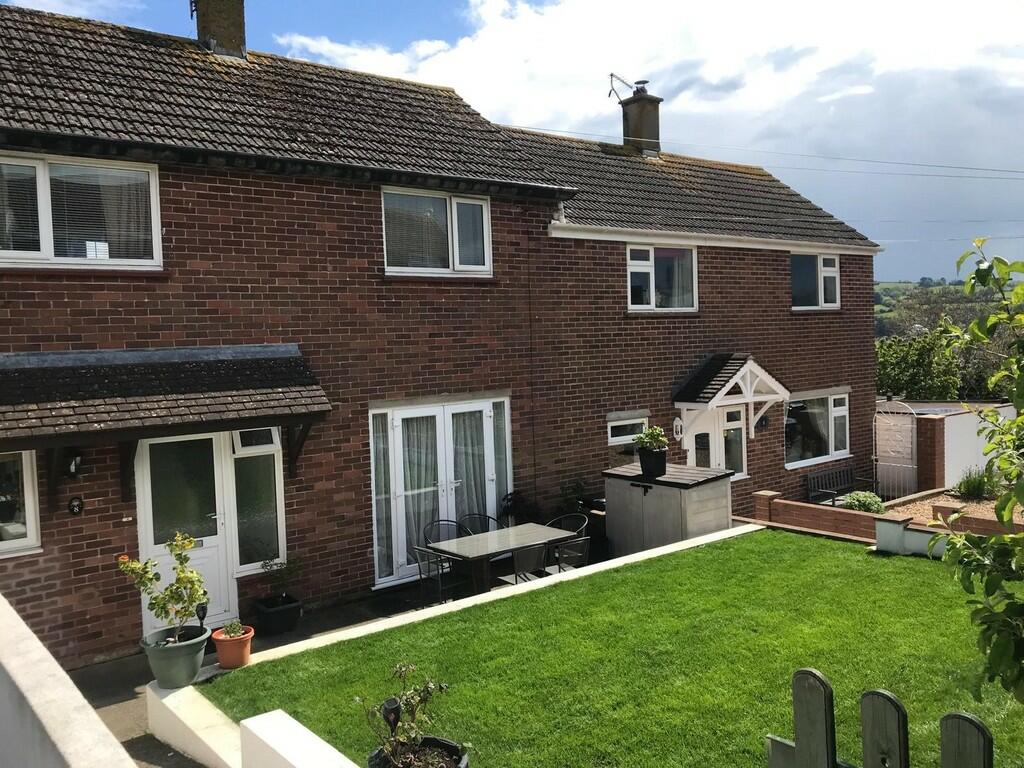 2 bedroom terraced house for sale in Kingsway, Teignmouth, TQ14