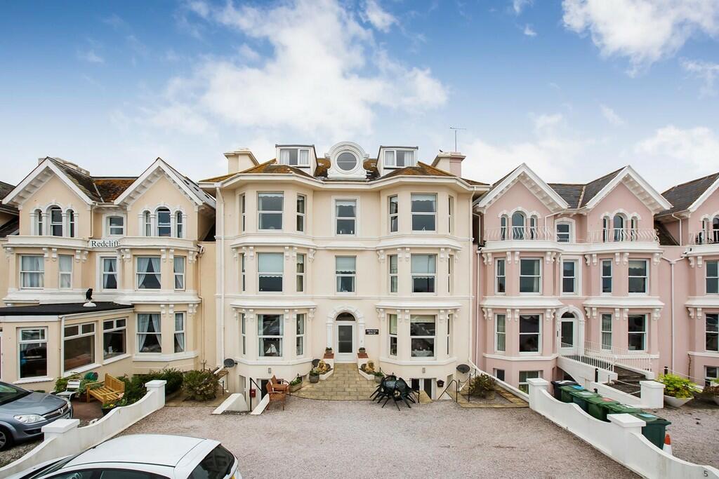 1 bedroom apartment for sale in Courtenay Place, Teignmouth, TQ14