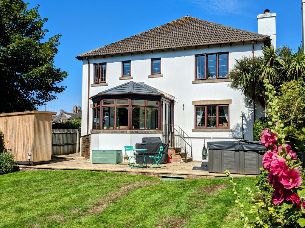 4 bedroom detached house for sale in Church Road, Ideford, TQ13