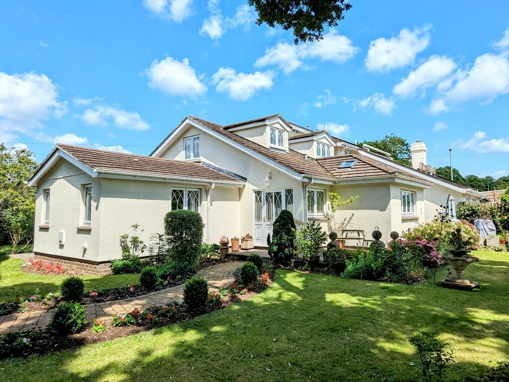 3 bedroom semidetached house for sale in Ringmore Road, Shaldon, TQ14