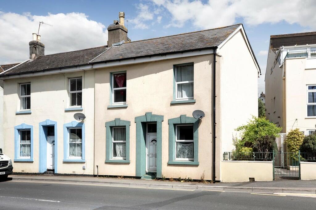 3 bedroom terraced house for sale in Bitton Park Road, Teignmouth, TQ14