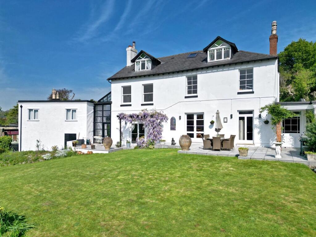 Main image of property: Smith Hill, Bishopsteignton, TQ14