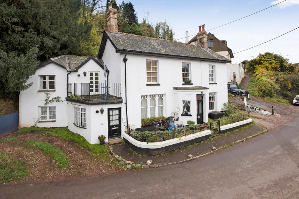 Main image of property: Combeinteignhead, TQ12 4RG