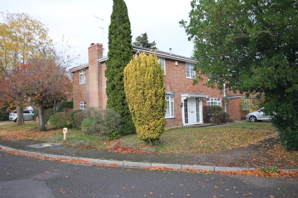 Main image of property: Dunnock Way, Wargrave