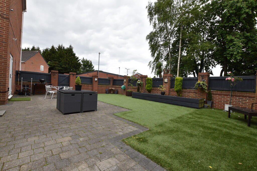 Additional property image - Paramel Avenue, Little Lever, Bolton