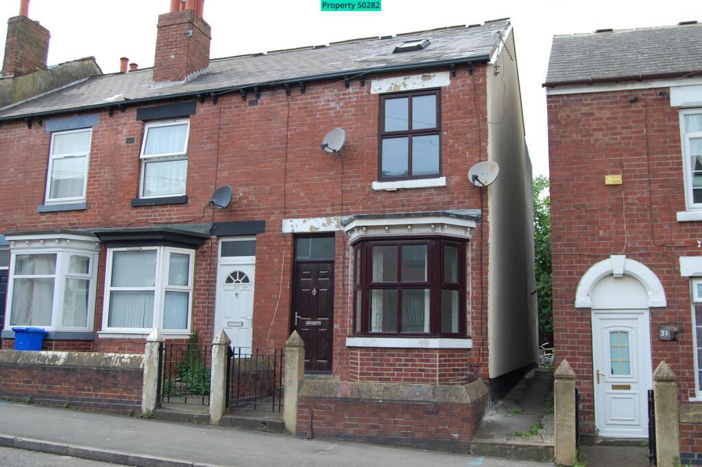 4 bedroom end of terrace house for rent in 29 Clipstone Road, Sheffield