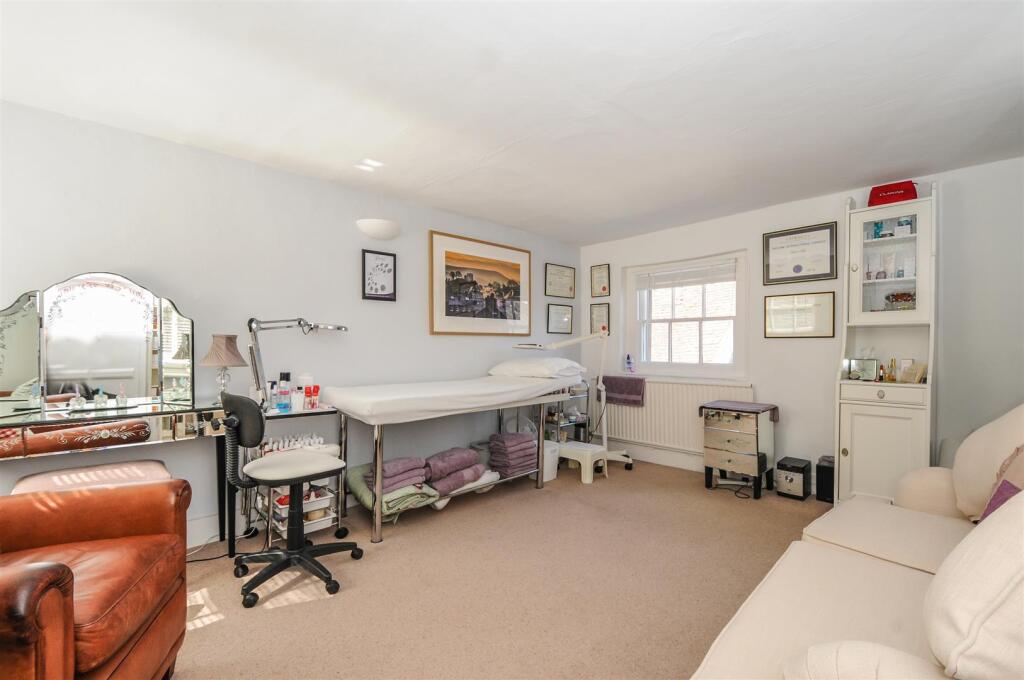 Additional property image - Tarrant Street, Arundel