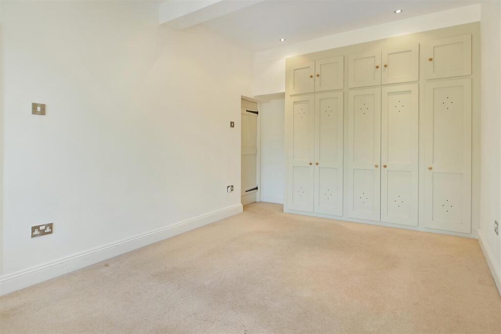 Additional property image - Park Place, Arundel