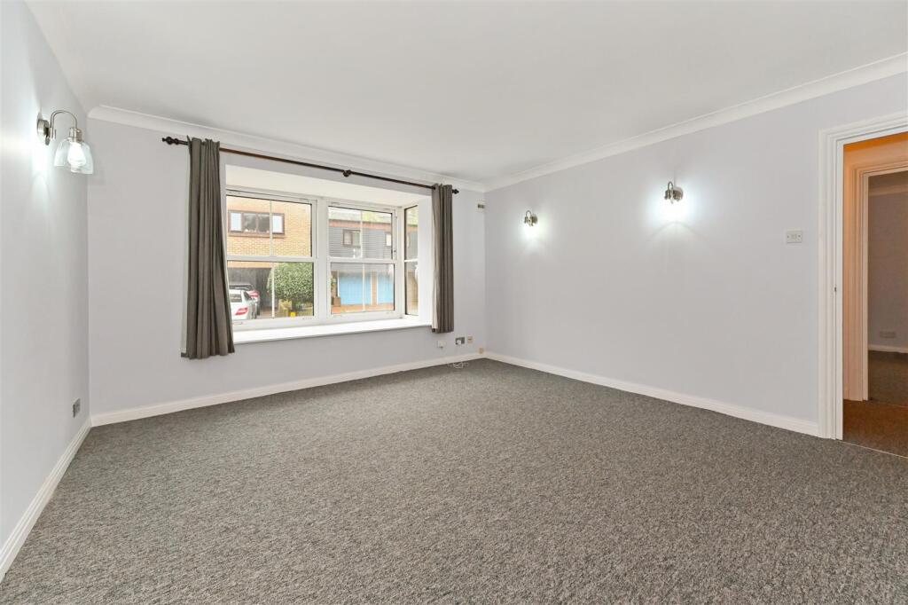 Additional property image - Tarrant Wharf, Arundel