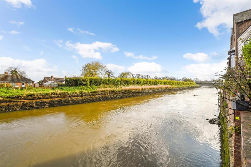 Additional property image - Tarrant Wharf, Arundel