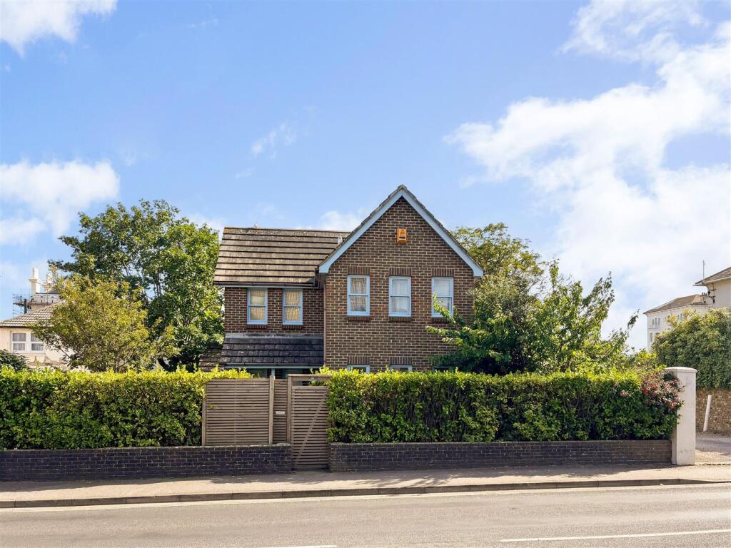 Main image of property: Aldwick Road, Bognor Regis