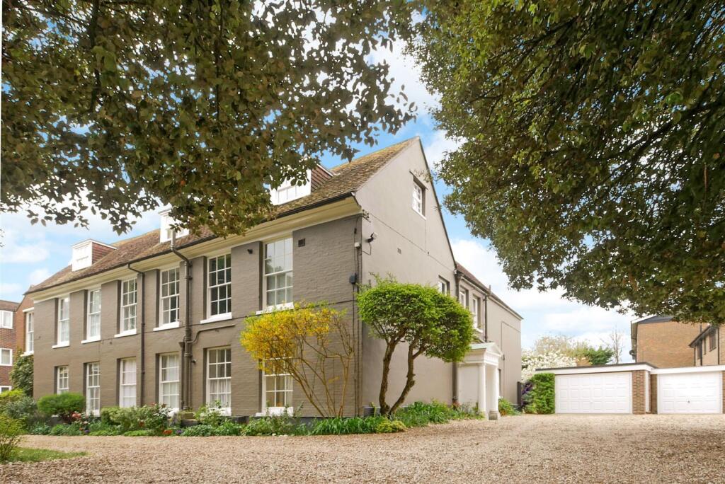 Main image of property: The Hornet, Chichester