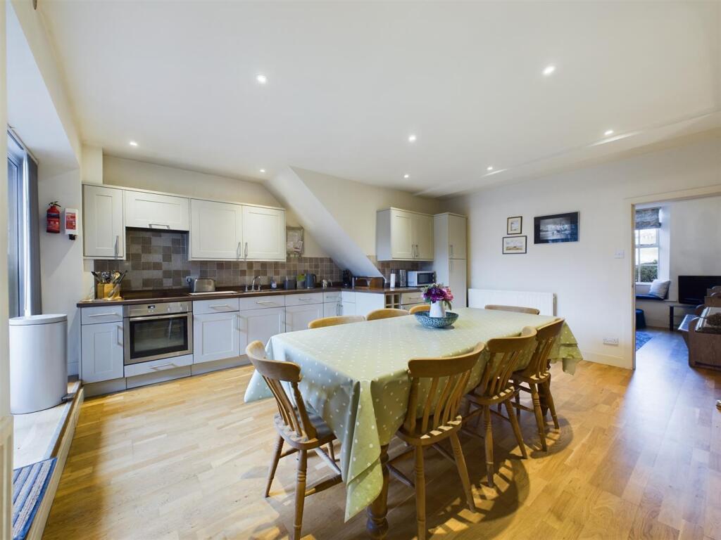 Additional property image - Belle Green, Reeth, Richmond, DL11 6TH