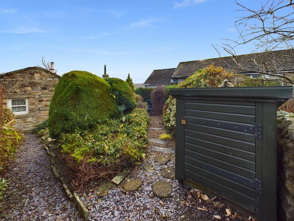 Additional property image - Belle Green, Reeth, Richmond, DL11 6TH