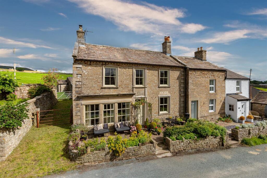 Main image of property: Seaton House, Carlton, Leyburn, DL8 4AY