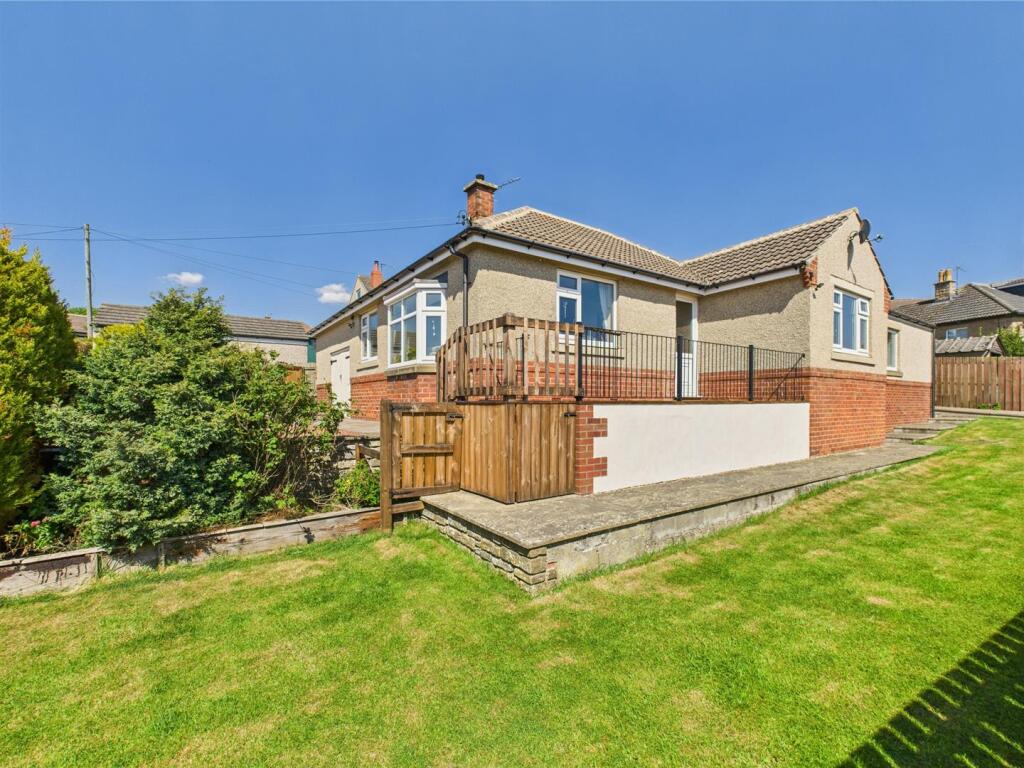 Main image of property: 6 St. Matthews Close, Leyburn, DL8 5HB