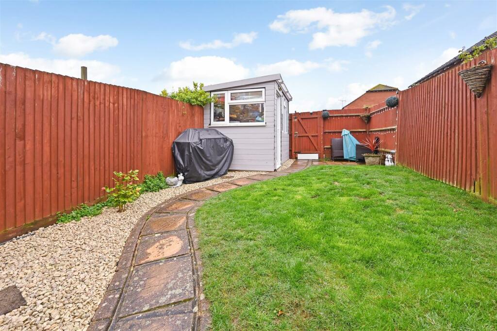 3 bedroom terraced house for sale in Yapton Road, Barnham, PO22
