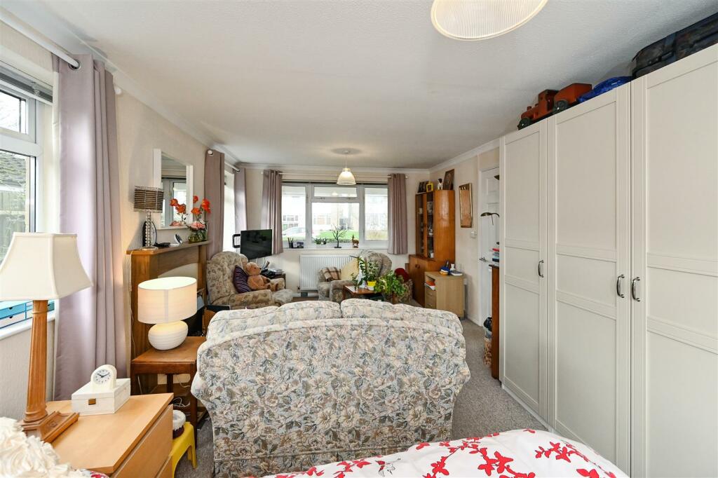 Additional property image - Fordwater Gardens, Yapton