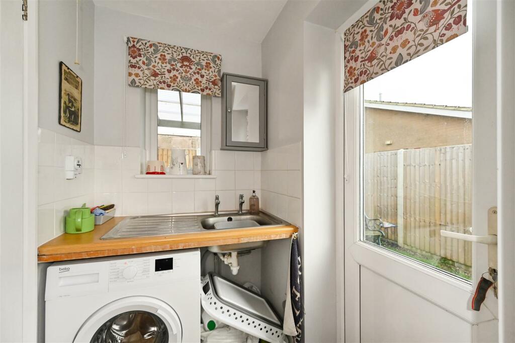 Additional property image - Fordwater Gardens, Yapton