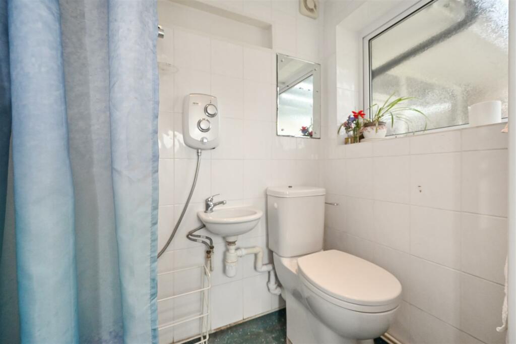 Additional property image - Fordwater Gardens, Yapton