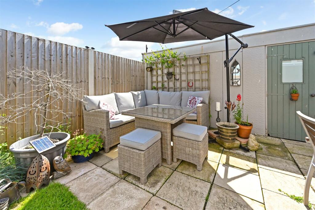 Additional property image - Fordwater Gardens, Yapton