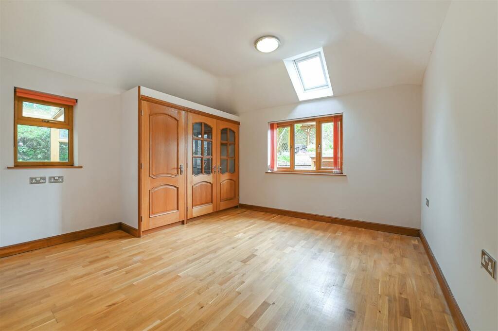 Additional property image - Brittens Lane, Fontwell