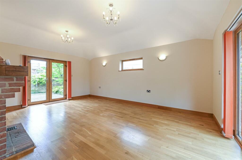 Additional property image - Brittens Lane, Fontwell