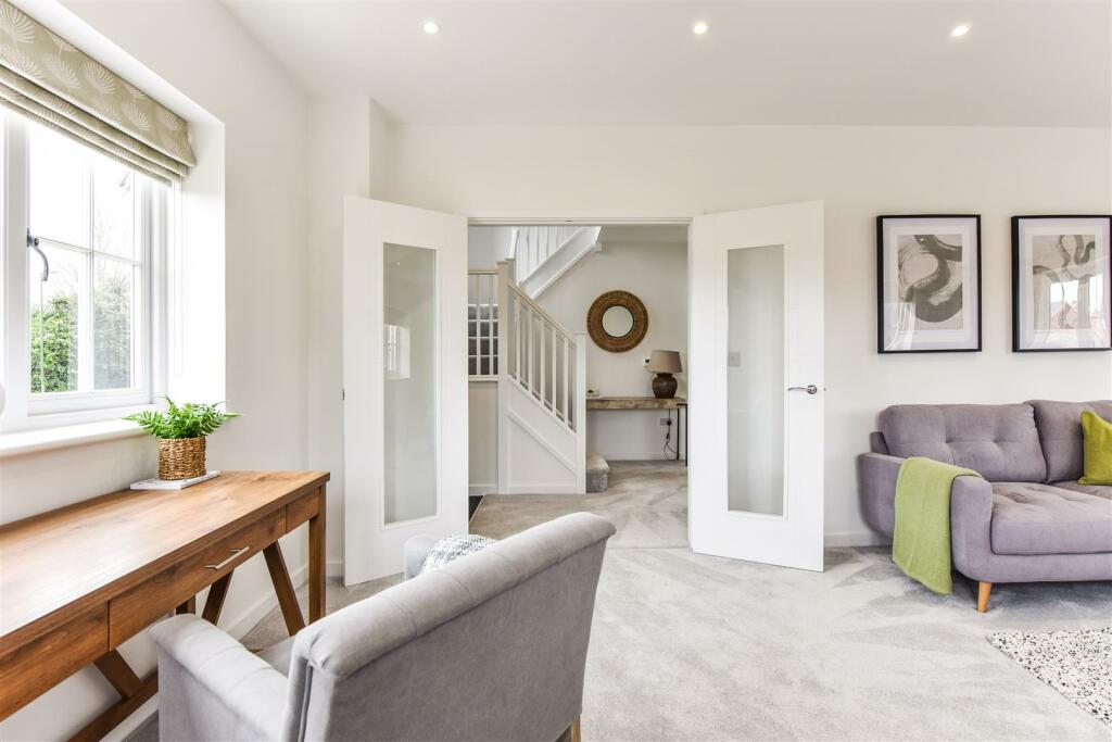 Additional property image - 8 Bonham's Field, Yapton