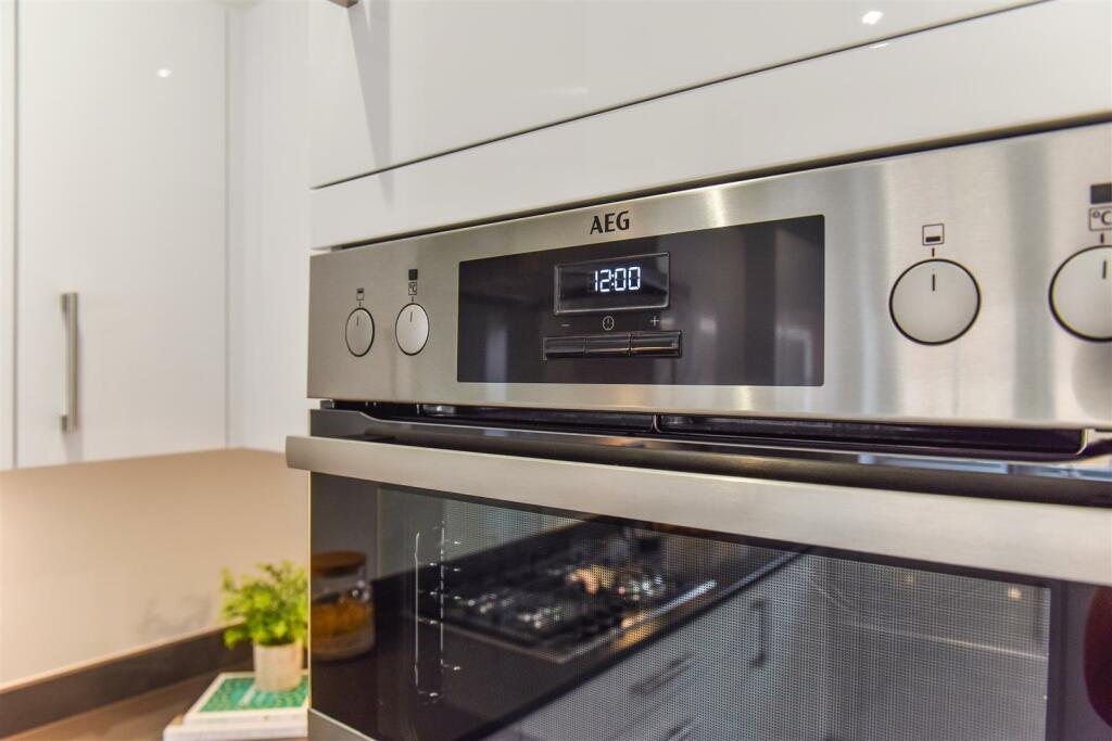 Additional property image - 27 Bonham's Field, Yapton