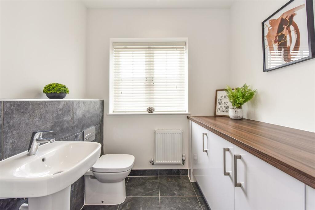 Additional property image - 27 Bonham's Field, Yapton