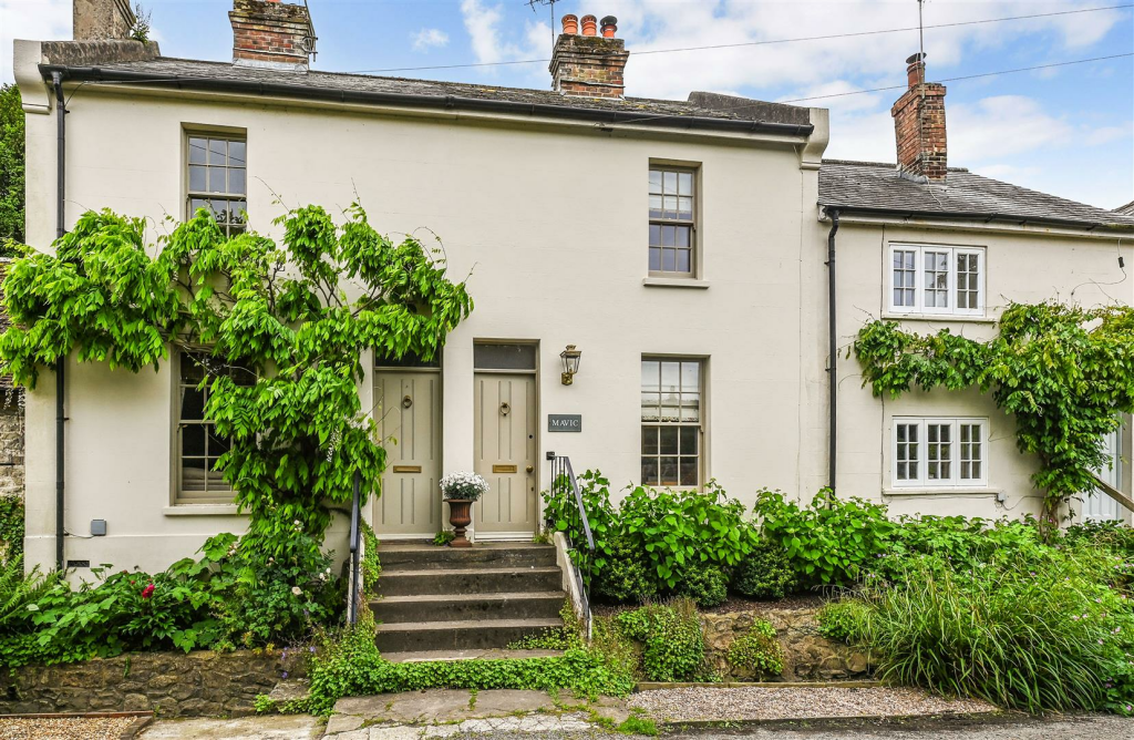 2 Bedroom Terraced House For Sale In Church Street, Amberley, BN18