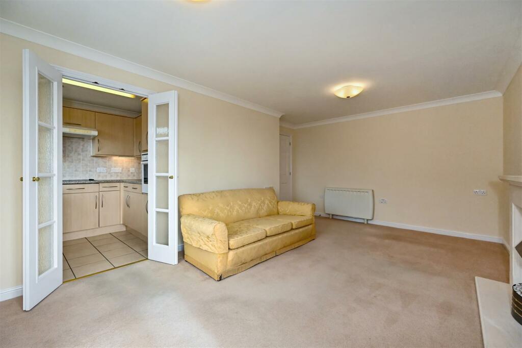 Additional property image - Queen Street, Arundel